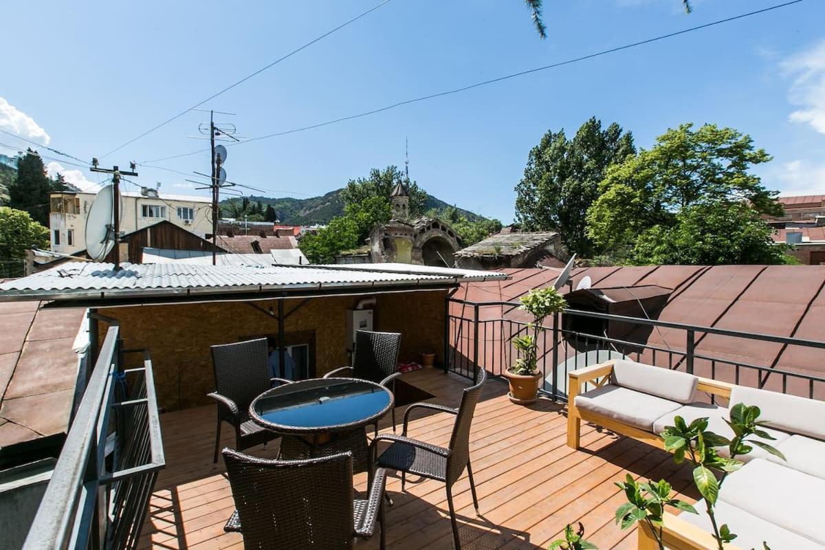 Georgian Guest House On Asatiani Tbilisi Exterior photo